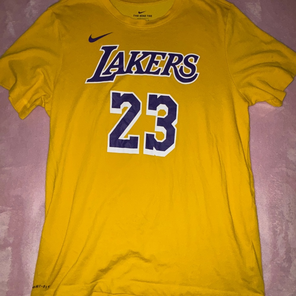 Men’s Nike Dri Fit Lakers T-Shirt LeBron James 23
